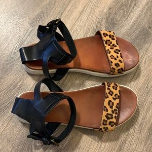 MIA Leopard print Sandals